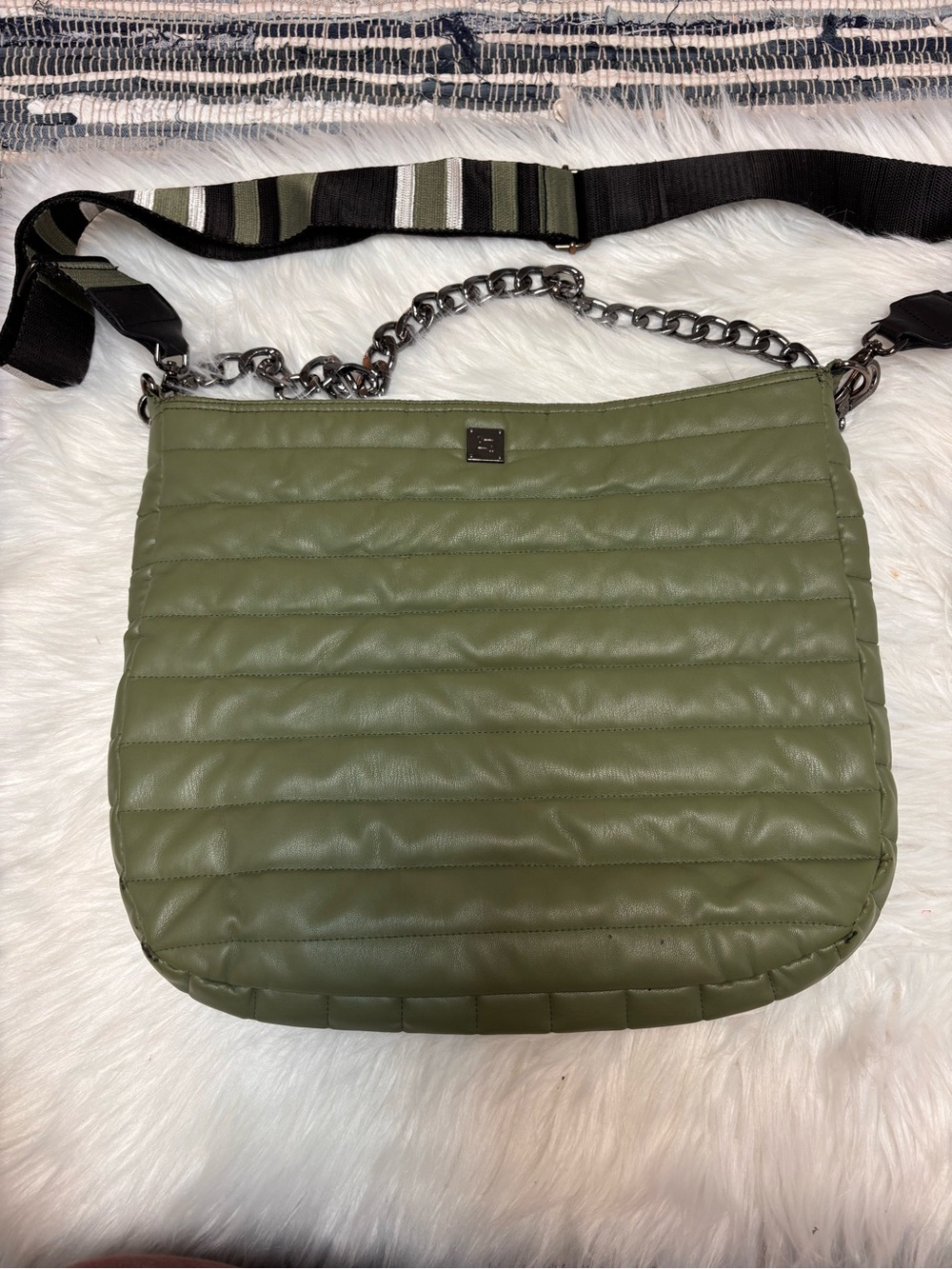 * | Royln | purse.